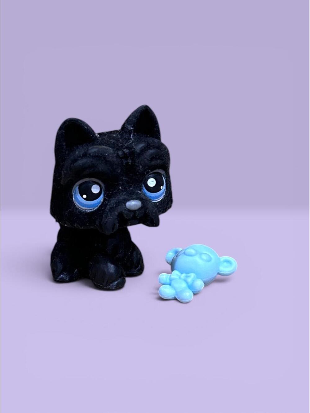 Littlest Pet Shop LPS Scottie 315 Flocked Dog with Bear Accessory